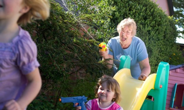 Quand les grands-parents deviennent des parents « bis »